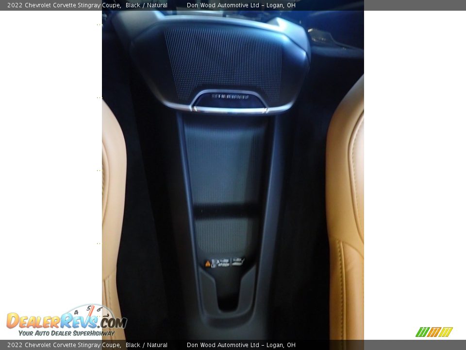 2022 Chevrolet Corvette Stingray Coupe Black / Natural Photo #31