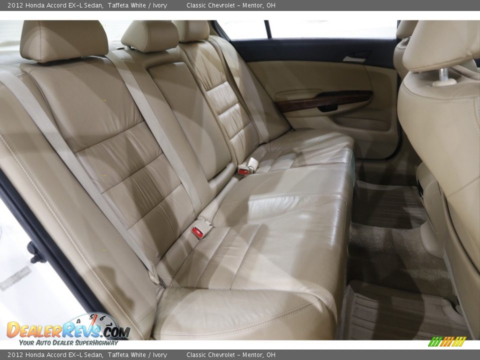 2012 Honda Accord EX-L Sedan Taffeta White / Ivory Photo #15