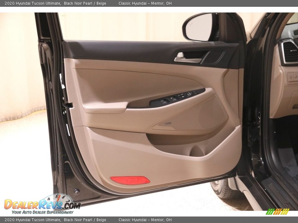 2020 Hyundai Tucson Ultimate Black Noir Pearl / Beige Photo #4