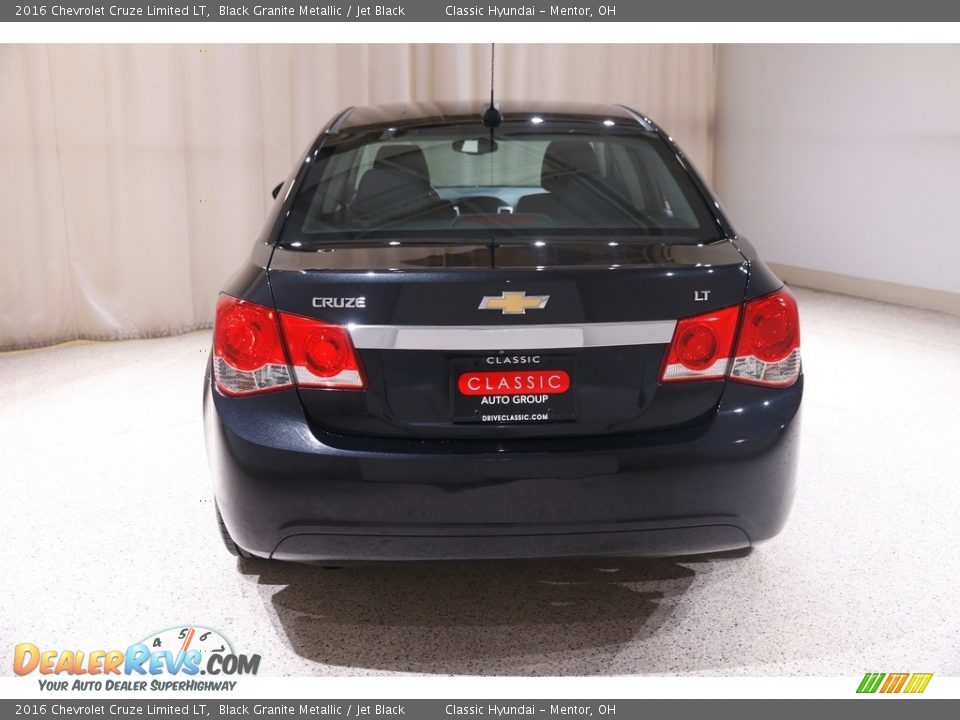 2016 Chevrolet Cruze Limited LT Black Granite Metallic / Jet Black Photo #17