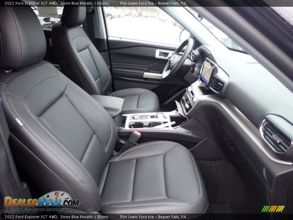 Front Seat of 2022 Ford Explorer XLT 4WD Photo #12