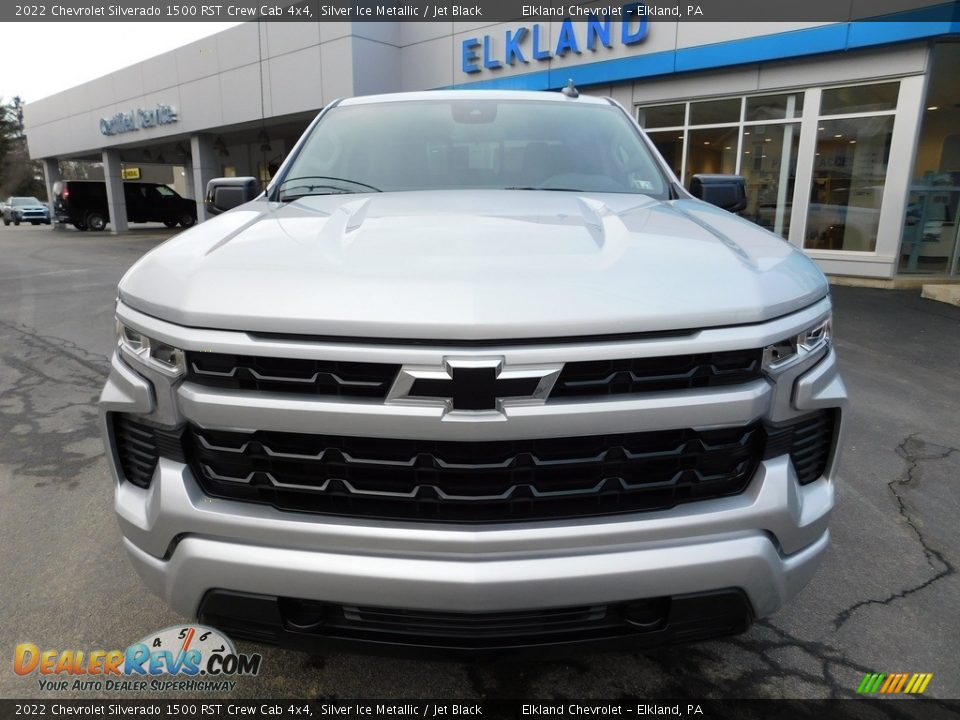 2022 Chevrolet Silverado 1500 RST Crew Cab 4x4 Silver Ice Metallic / Jet Black Photo #3