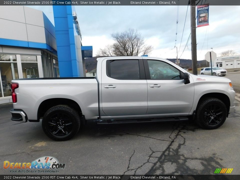 2022 Chevrolet Silverado 1500 RST Crew Cab 4x4 Silver Ice Metallic / Jet Black Photo #7