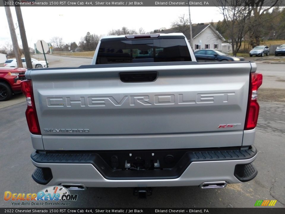 2022 Chevrolet Silverado 1500 RST Crew Cab 4x4 Silver Ice Metallic / Jet Black Photo #10