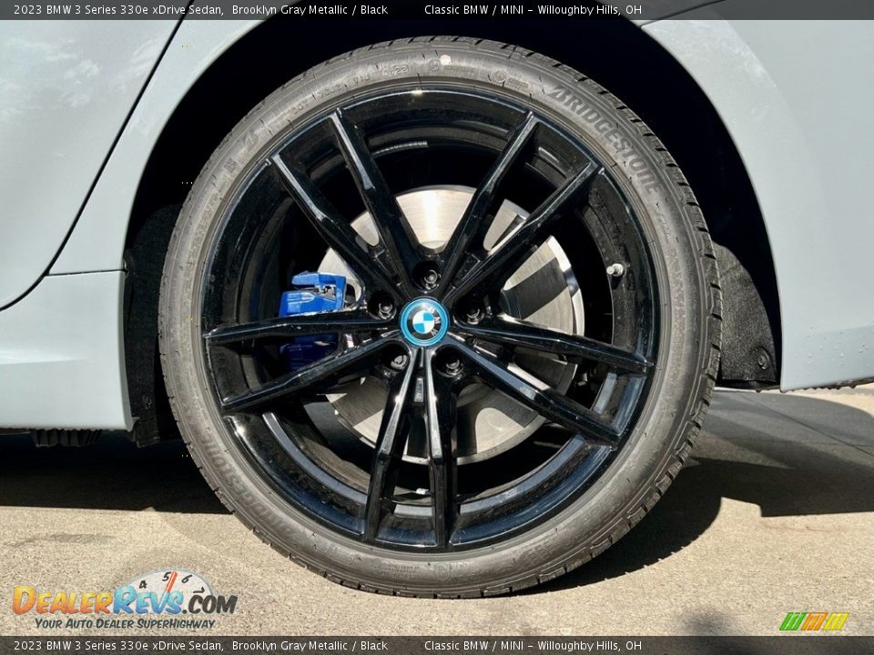 2023 BMW 3 Series 330e xDrive Sedan Brooklyn Gray Metallic / Black Photo #2