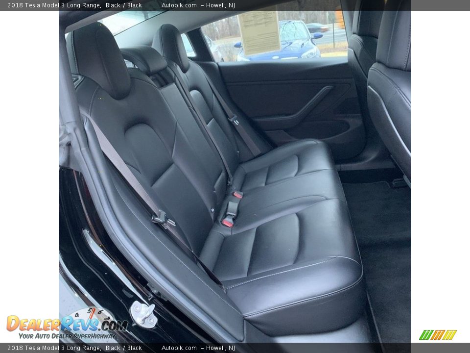 Rear Seat of 2018 Tesla Model 3 Long Range Photo #12