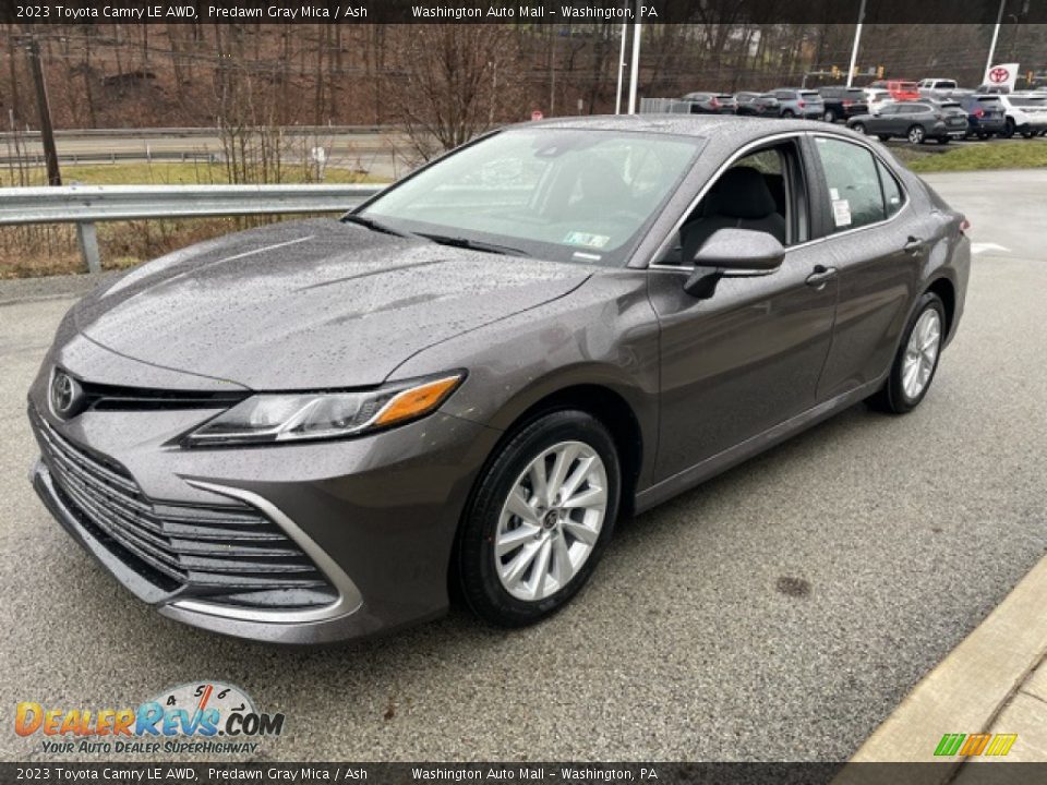 Front 3/4 View of 2023 Toyota Camry LE AWD Photo #7