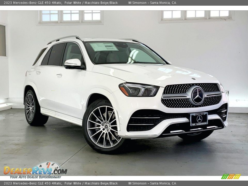 Front 3/4 View of 2023 Mercedes-Benz GLE 450 4Matic Photo #12