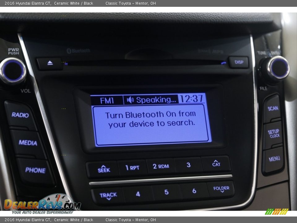 2016 Hyundai Elantra GT Ceramic White / Black Photo #11