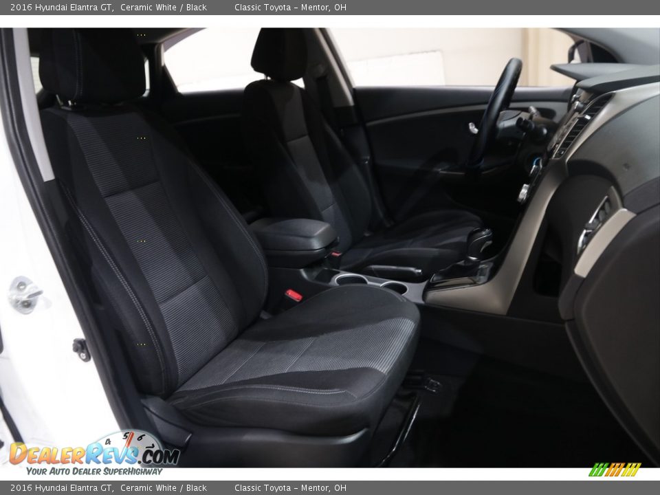 2016 Hyundai Elantra GT Ceramic White / Black Photo #14