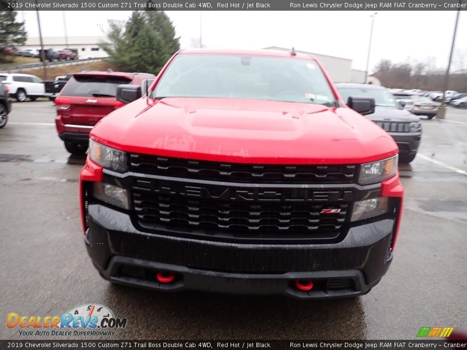 2019 Chevrolet Silverado 1500 Custom Z71 Trail Boss Double Cab 4WD Red Hot / Jet Black Photo #2