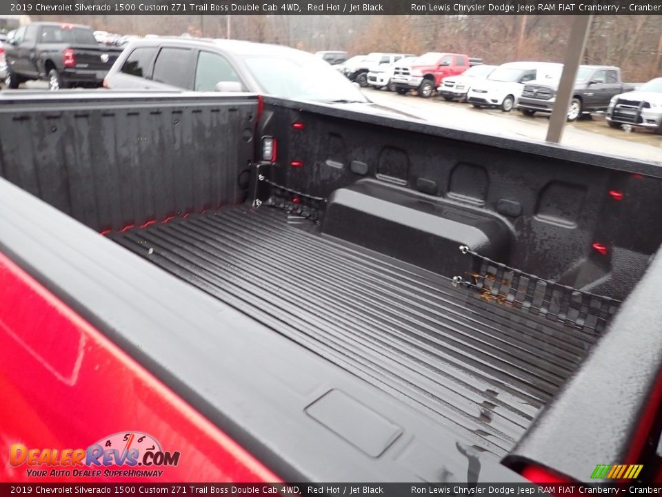 2019 Chevrolet Silverado 1500 Custom Z71 Trail Boss Double Cab 4WD Red Hot / Jet Black Photo #4