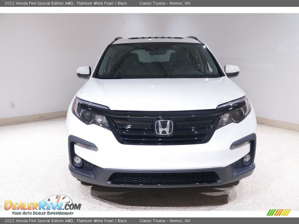 2022 Honda Pilot Special Edition AWD Platinum White Pearl / Black Photo #2