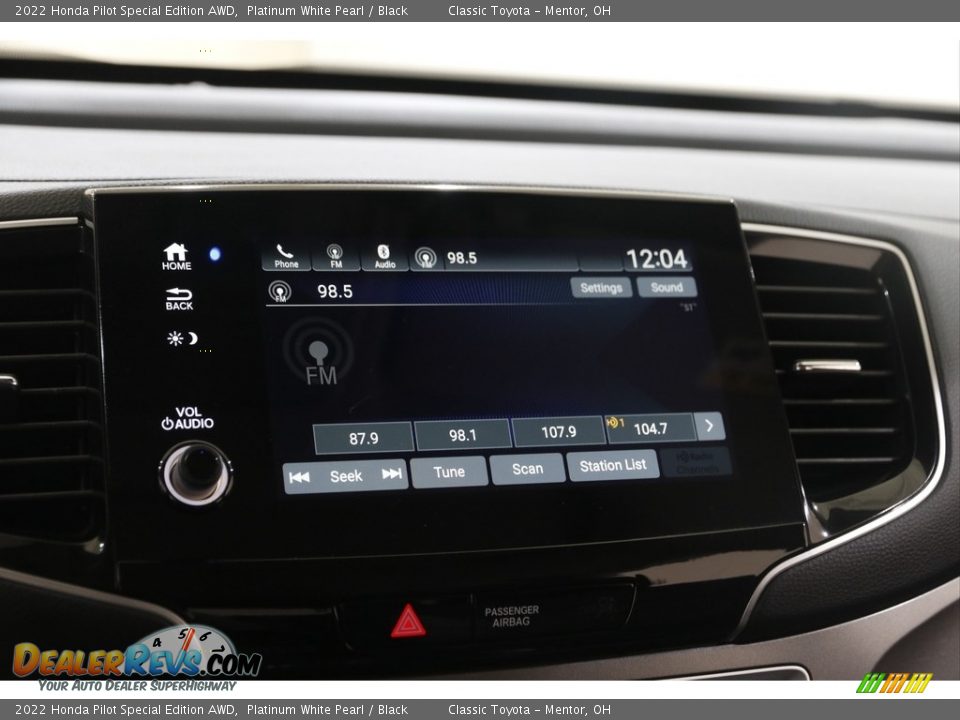 2022 Honda Pilot Special Edition AWD Platinum White Pearl / Black Photo #13