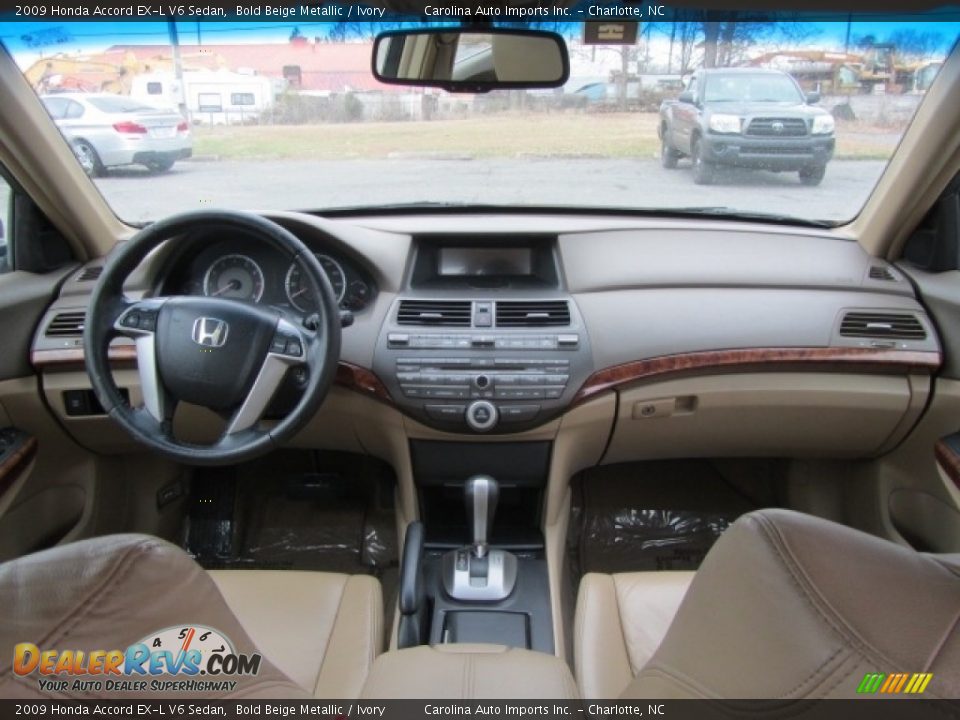 2009 Honda Accord EX-L V6 Sedan Bold Beige Metallic / Ivory Photo #13