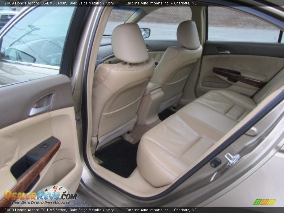 2009 Honda Accord EX-L V6 Sedan Bold Beige Metallic / Ivory Photo #18