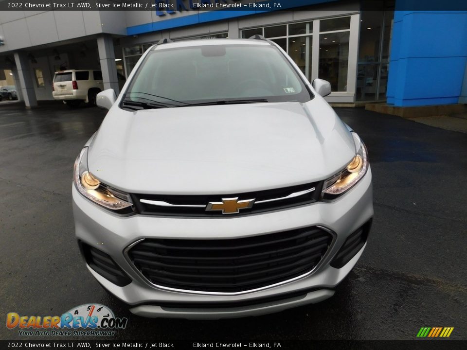 2022 Chevrolet Trax LT AWD Silver Ice Metallic / Jet Black Photo #3