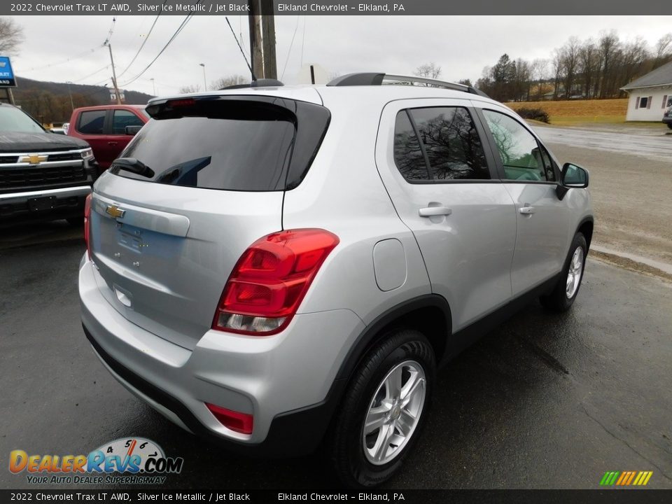 2022 Chevrolet Trax LT AWD Silver Ice Metallic / Jet Black Photo #7