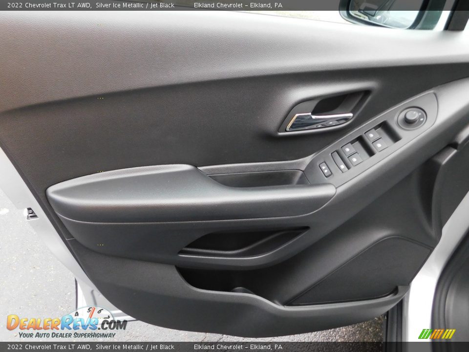 2022 Chevrolet Trax LT AWD Silver Ice Metallic / Jet Black Photo #14
