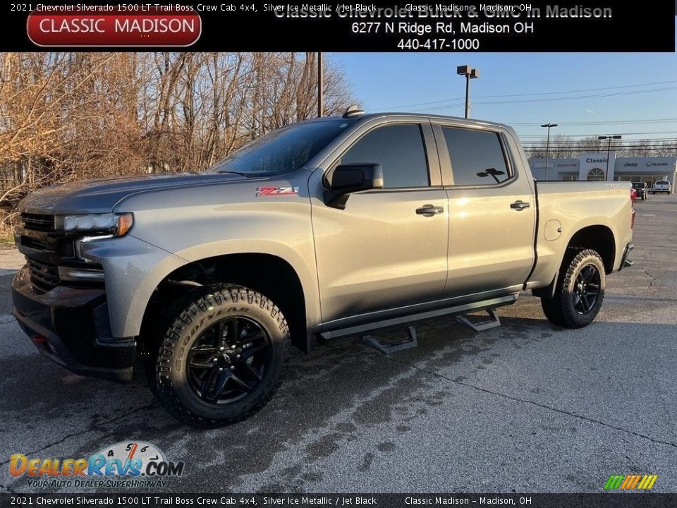 2021 Chevrolet Silverado 1500 LT Trail Boss Crew Cab 4x4 Silver Ice Metallic / Jet Black Photo #1