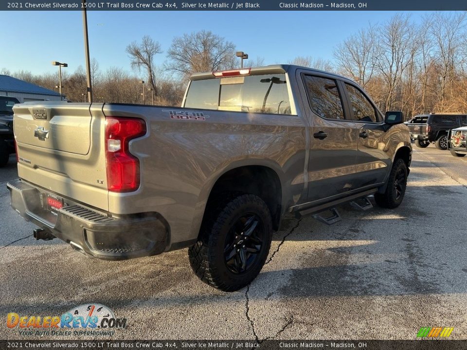 2021 Chevrolet Silverado 1500 LT Trail Boss Crew Cab 4x4 Silver Ice Metallic / Jet Black Photo #3