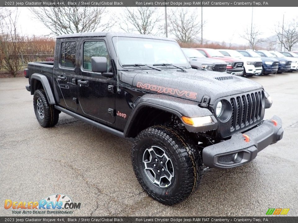 2023 Jeep Gladiator Mojave 4x4 Black / Steel Gray/Global Black Photo #7