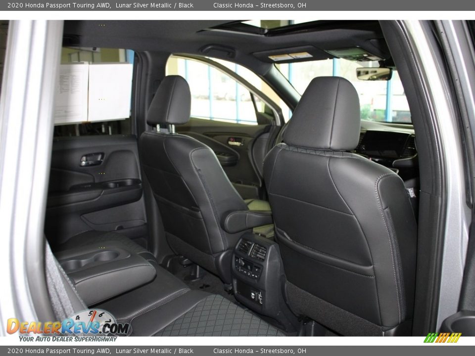 2020 Honda Passport Touring AWD Lunar Silver Metallic / Black Photo #19