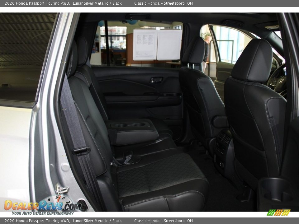 2020 Honda Passport Touring AWD Lunar Silver Metallic / Black Photo #20