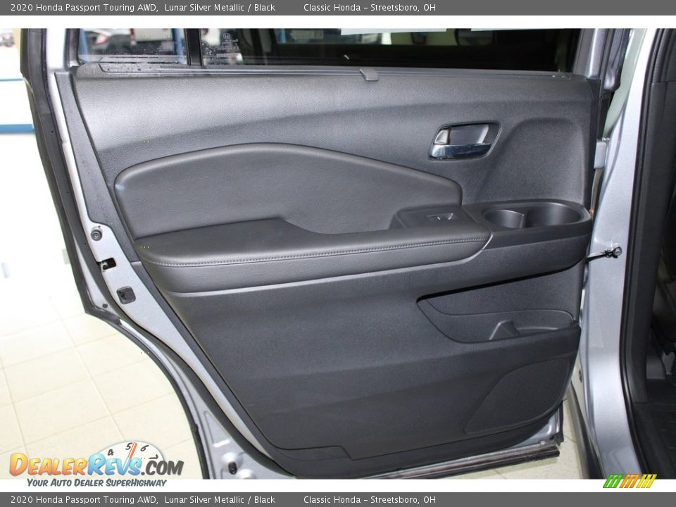 2020 Honda Passport Touring AWD Lunar Silver Metallic / Black Photo #23