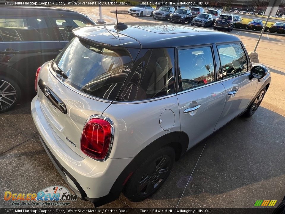 2023 Mini Hardtop Cooper 4 Door White Silver Metallic / Carbon Black Photo #4