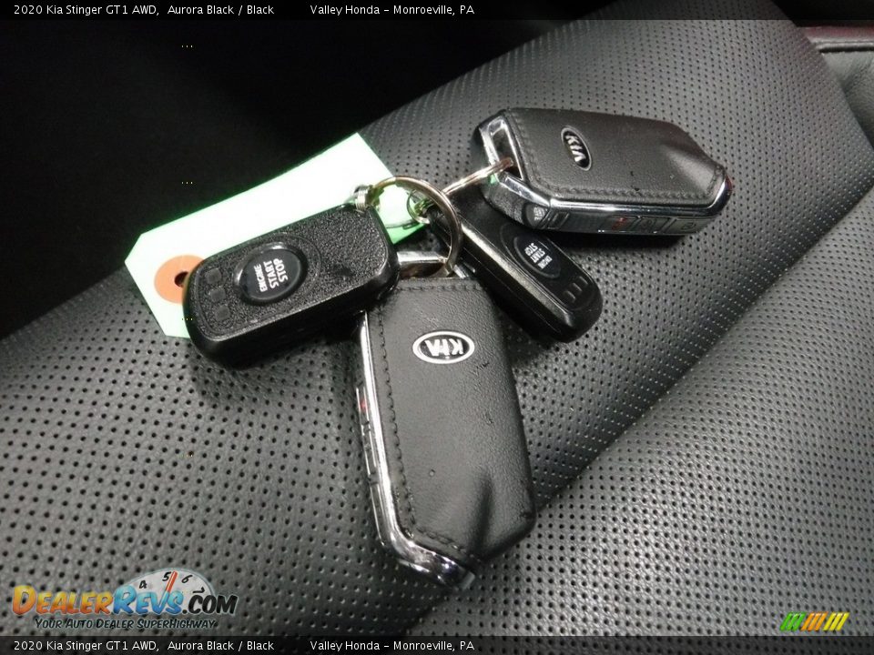 Keys of 2020 Kia Stinger GT1 AWD Photo #34