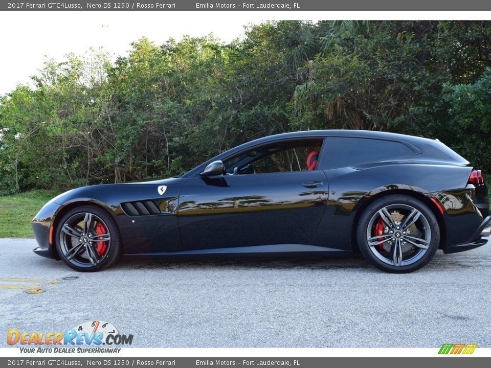 2017 Ferrari GTC4Lusso Nero DS 1250 / Rosso Ferrari Photo #7