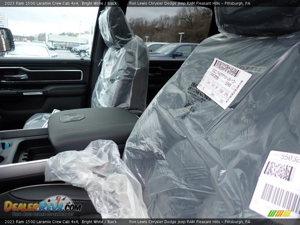 2023 Ram 1500 Laramie Crew Cab 4x4 Bright White / Black Photo #11