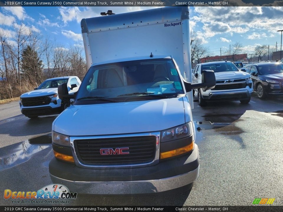 2019 GMC Savana Cutaway 3500 Commercial Moving Truck Summit White / Medium Pewter Photo #1