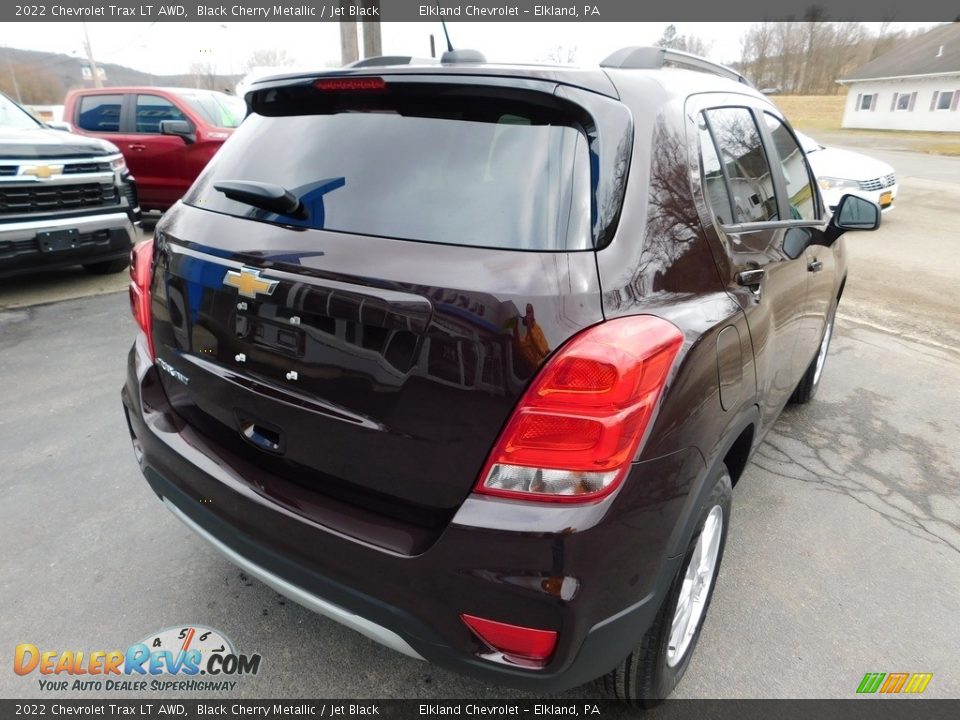 2022 Chevrolet Trax LT AWD Black Cherry Metallic / Jet Black Photo #7