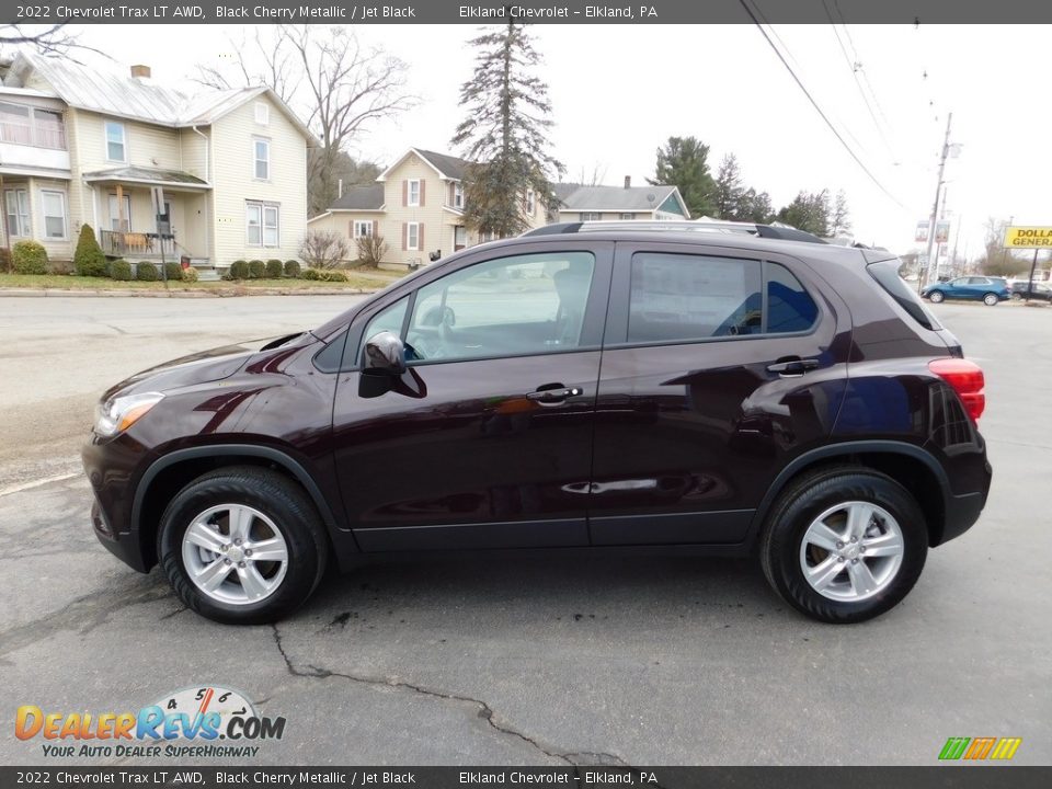 2022 Chevrolet Trax LT AWD Black Cherry Metallic / Jet Black Photo #10