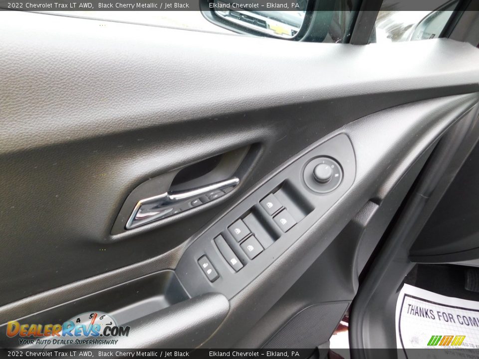 Door Panel of 2022 Chevrolet Trax LT AWD Photo #15