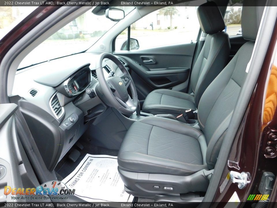 Front Seat of 2022 Chevrolet Trax LT AWD Photo #16