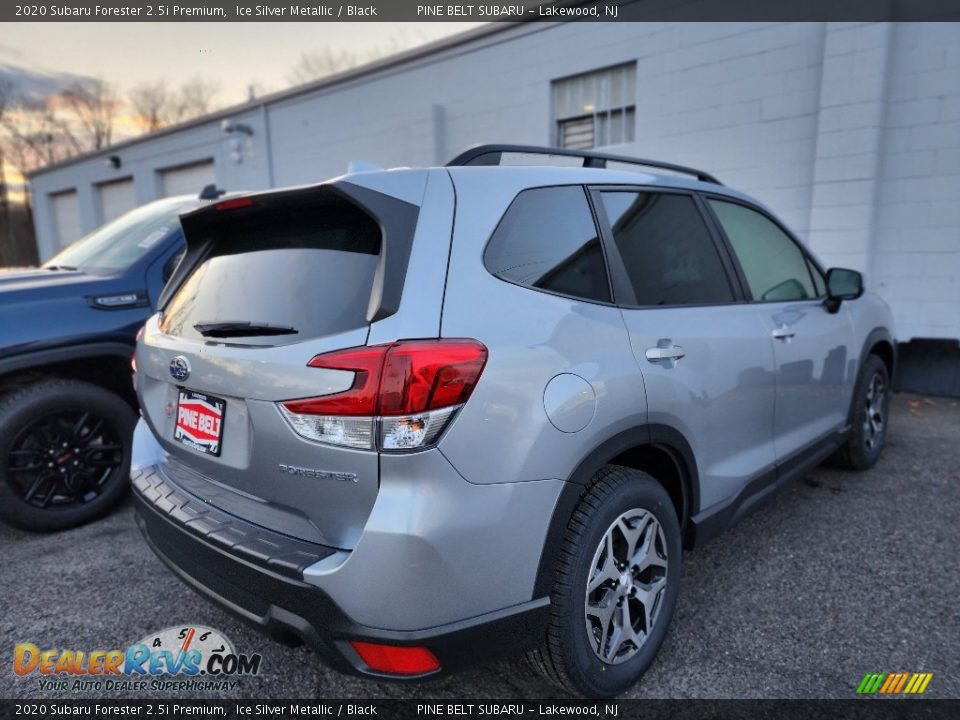 2020 Subaru Forester 2.5i Premium Ice Silver Metallic / Black Photo #3
