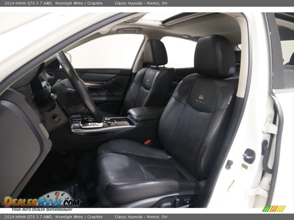 Front Seat of 2014 Infiniti Q70 3.7 AWD Photo #5