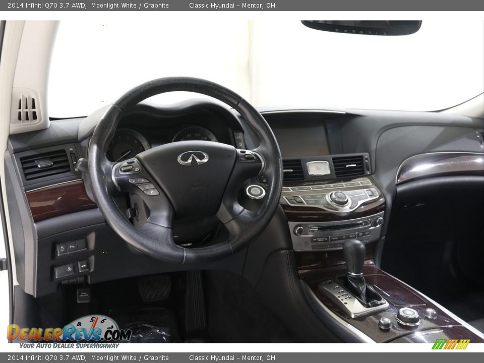 Dashboard of 2014 Infiniti Q70 3.7 AWD Photo #6