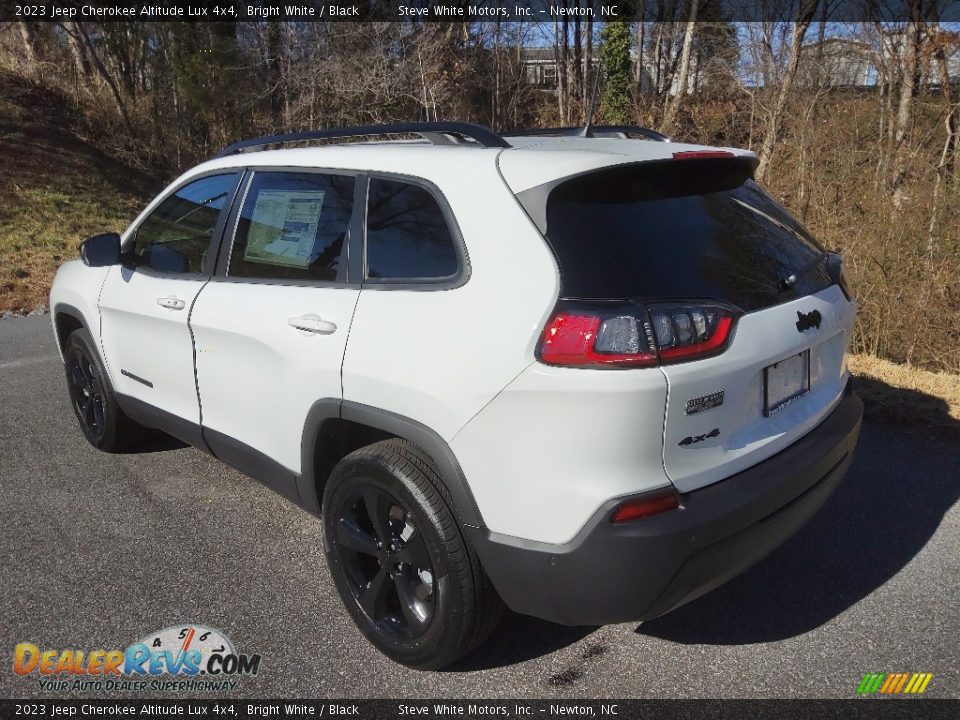 Bright White 2023 Jeep Cherokee Altitude Lux 4x4 Photo #8