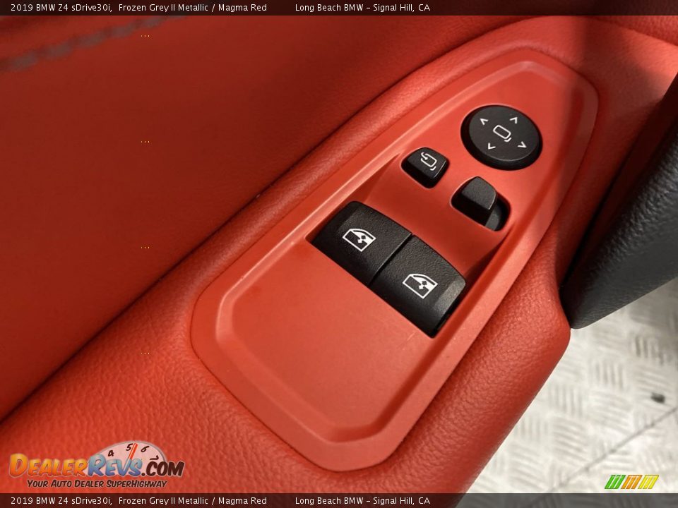 Controls of 2019 BMW Z4 sDrive30i Photo #13