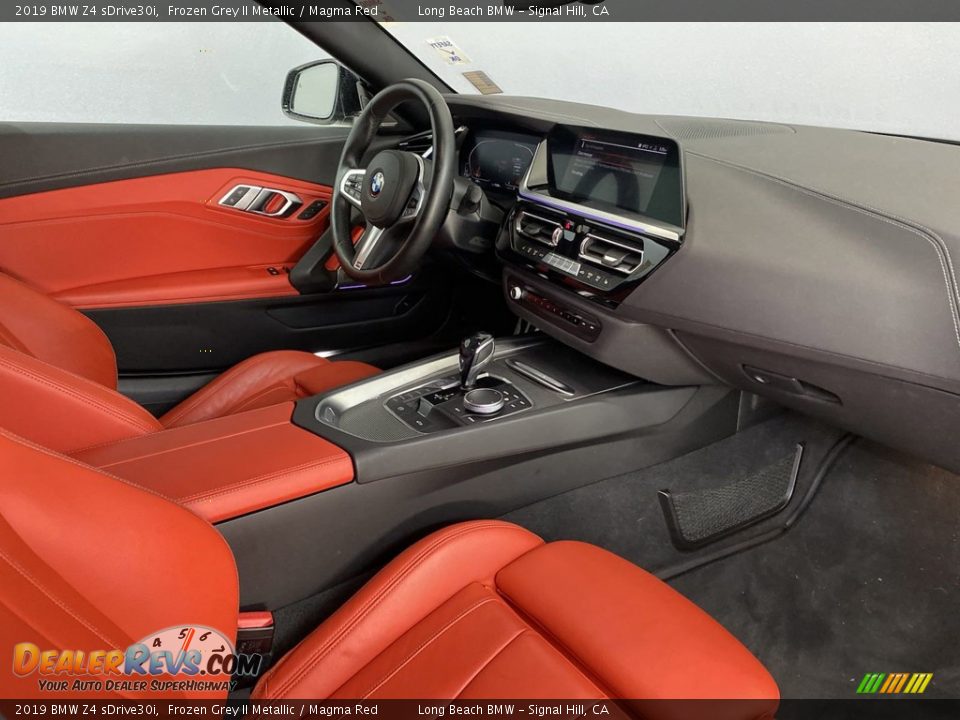 Dashboard of 2019 BMW Z4 sDrive30i Photo #32