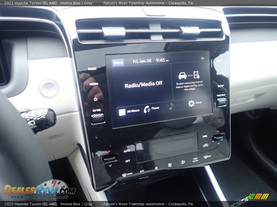 Controls of 2023 Hyundai Tucson SEL AWD Photo #17