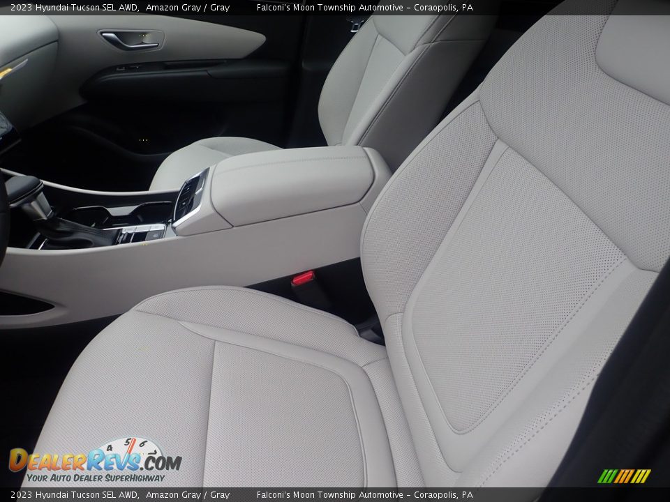 Front Seat of 2023 Hyundai Tucson SEL AWD Photo #11