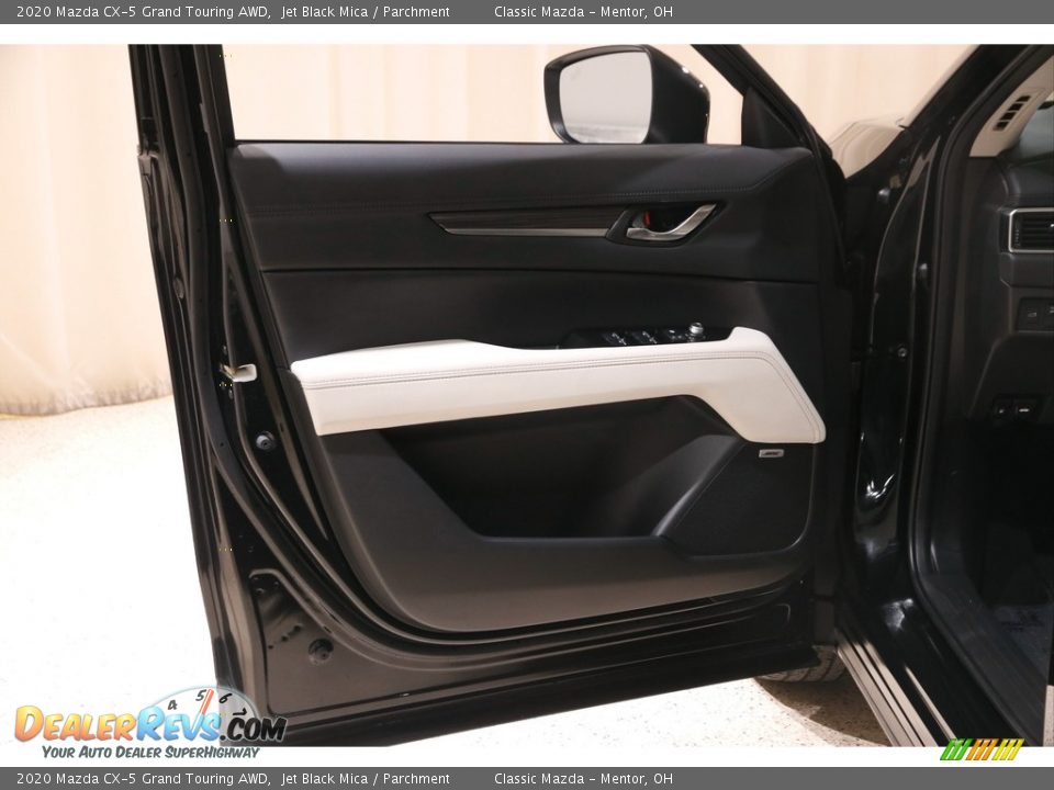 2020 Mazda CX-5 Grand Touring AWD Jet Black Mica / Parchment Photo #4