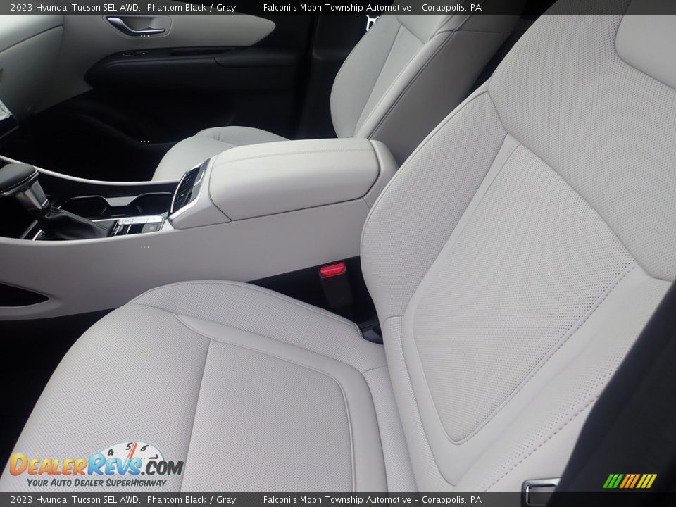 Front Seat of 2023 Hyundai Tucson SEL AWD Photo #11