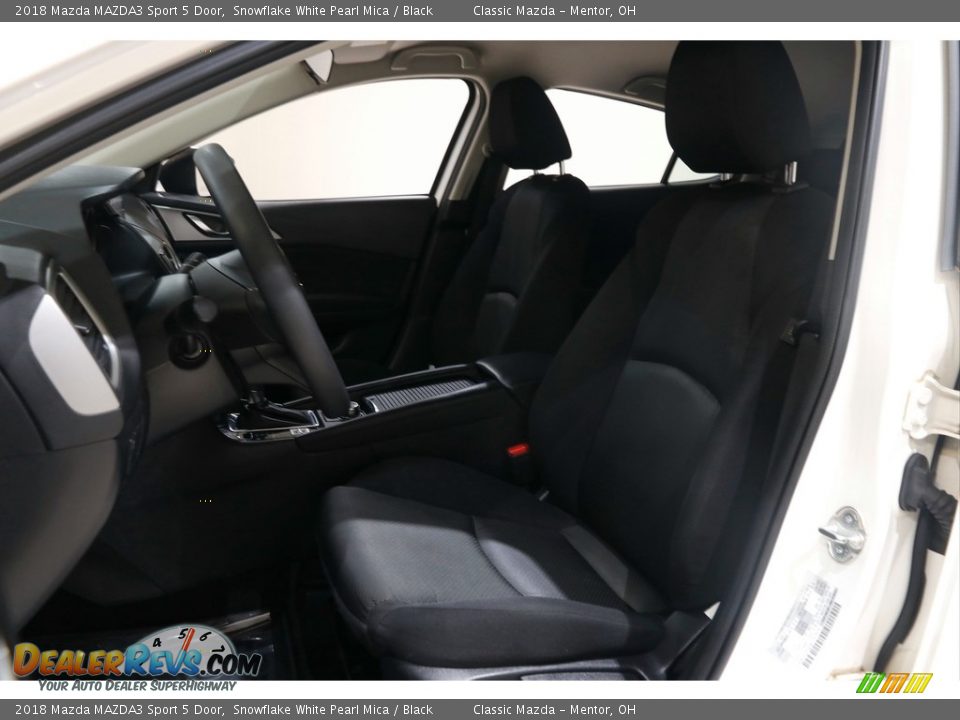 2018 Mazda MAZDA3 Sport 5 Door Snowflake White Pearl Mica / Black Photo #5