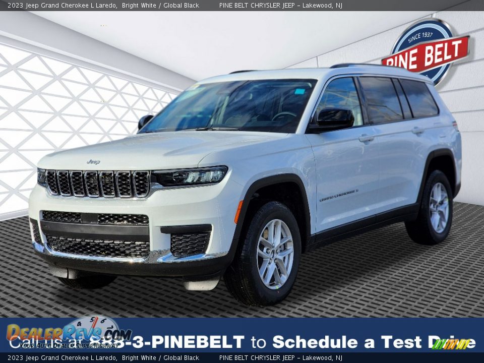 2023 Jeep Grand Cherokee L Laredo Bright White / Global Black Photo #1